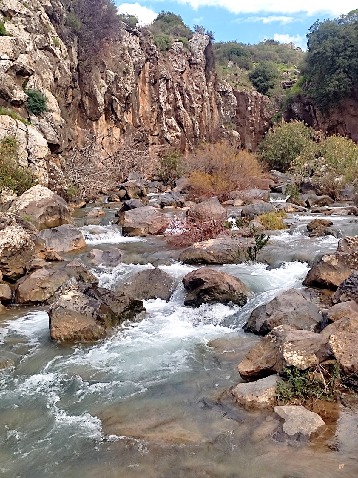 The flow and softness of the water between the hardness of the rocks, contrasts that complement each other